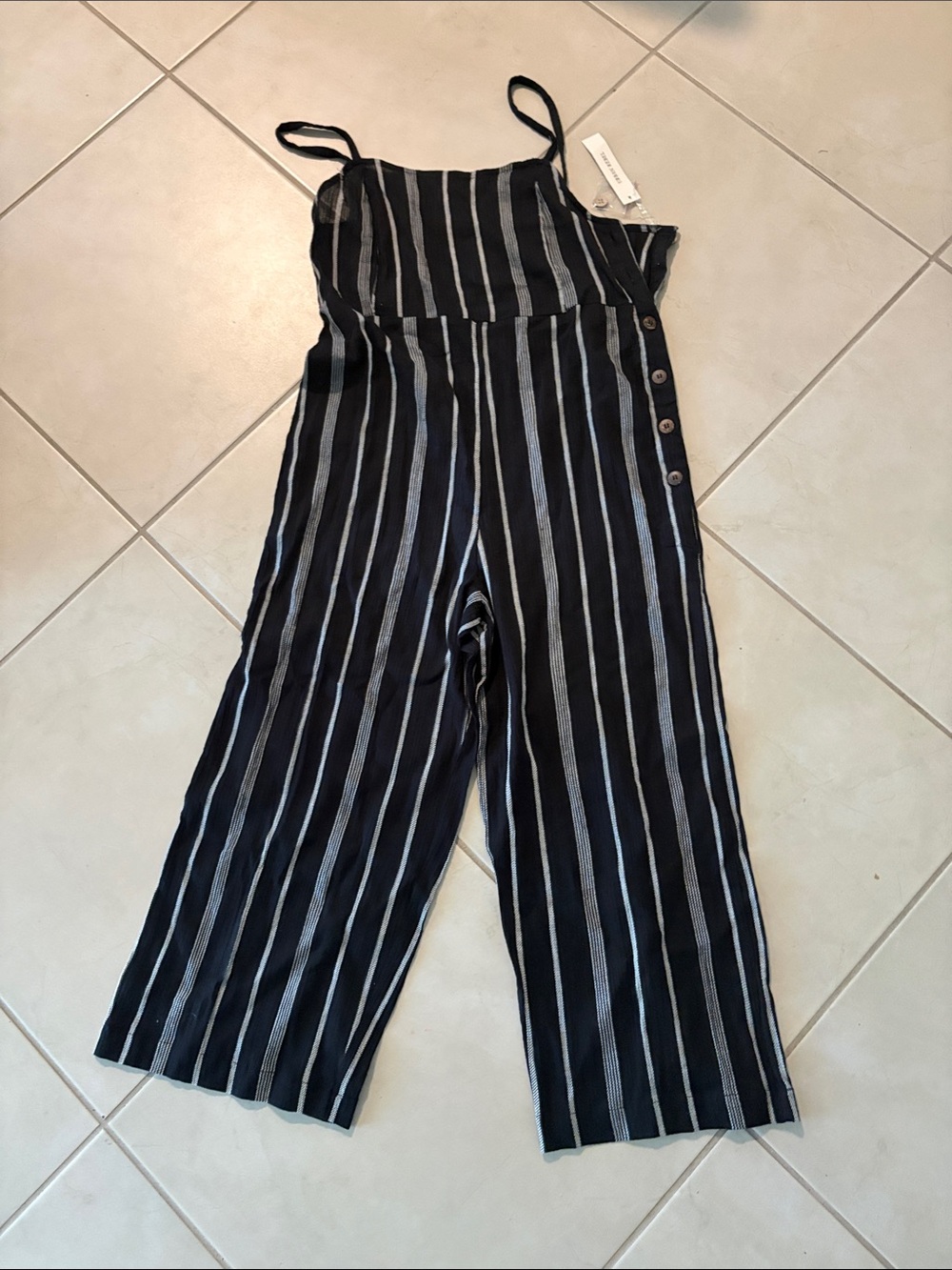 NWT urban rebel sz medium jumpsuit 1172